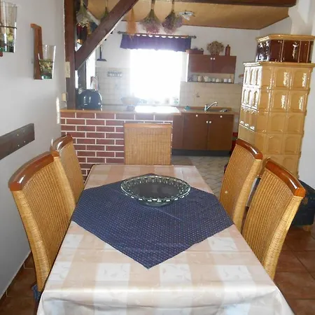 Anton * Horní Halže