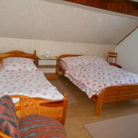 Anton Alpesi faház *